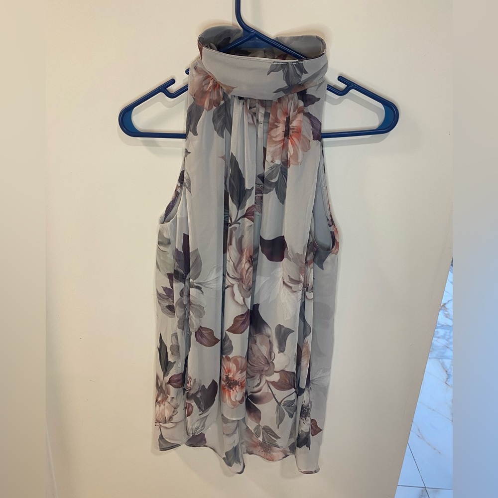 Joseph Ribcoff  Floral Sleeveless Blouse